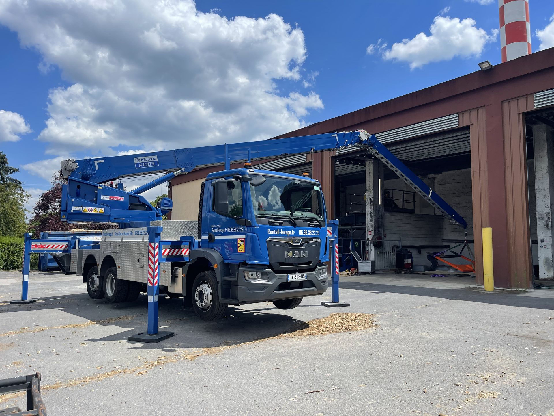 Grue mobile K1003 grue sur camion k1003